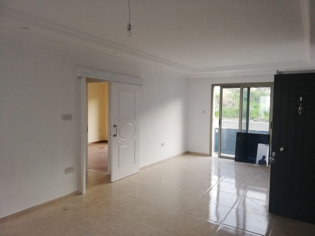 GİRNE ALSANCAK'TA  2+1 85m2 DAİRE