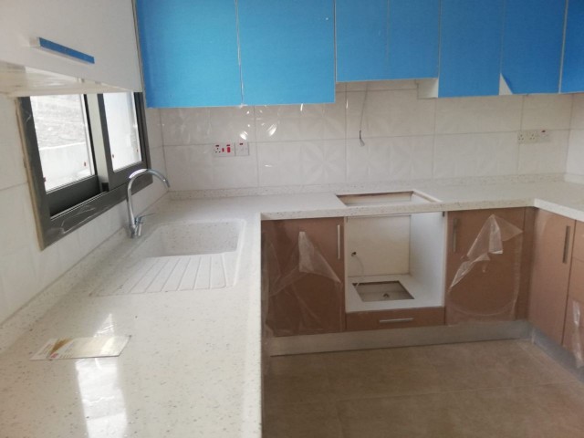 2+1 85m2 APARTMENT IN ALSANCAK, KYRENIA