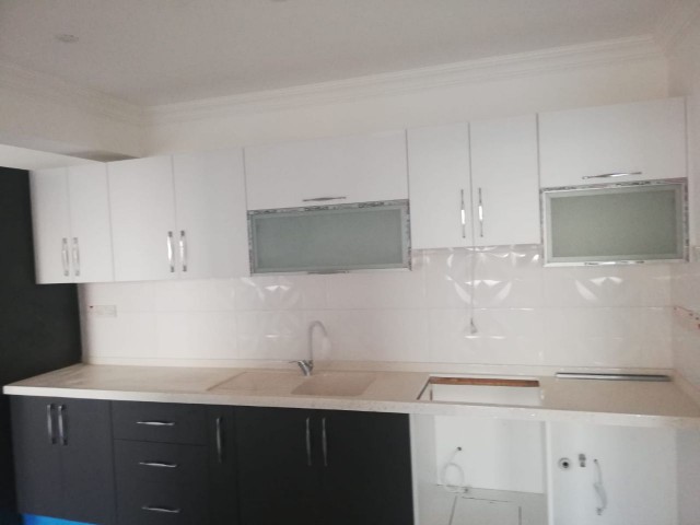 2+1 85m2 FLAT FOR SALE IN ALSANCAK, KYRENIA