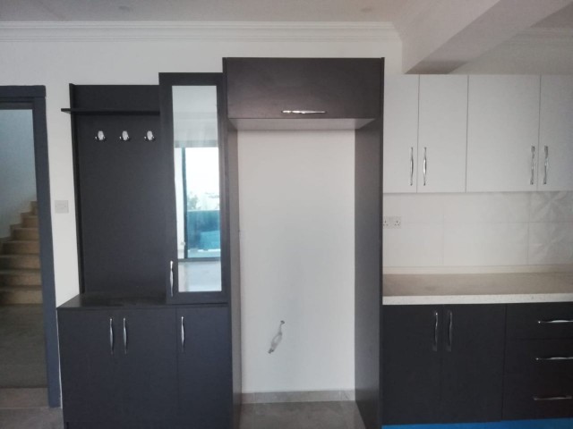 2+1 85m2 FLAT FOR SALE IN ALSANCAK, KYRENIA