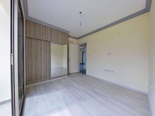 2+1 85m2 FLAT FOR SALE IN KYRENIA LAPTA