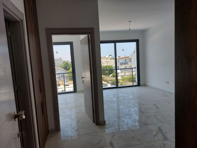 آپارتمان 1+1 برای فروش در منطقه KARAOĞLANOĞLU گیرنه