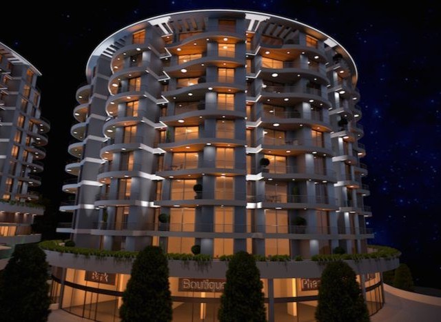 GİRNE MERKEZDE LÜKS SİTEDE OTEL KONFORUNDA  1+1 DAİRE