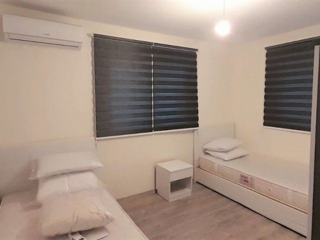 GİRNE MERKEZDE LÜKS 1+1 SATILIK DAİRE