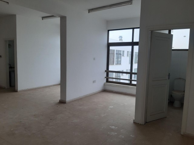 OFFICE/SHOP OF 84 SQUARE METERS WITH TURKISH COB, IN THE BUSINESS CENTER OF MUKHTAR YUSUF GALLERIA, IN YENIŞEHIR, NICOSIA ** 