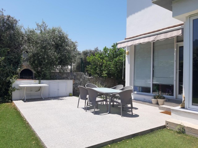 A DETACHED DUPLEX VILLA WITH AN EQUIVALENT COB, FIREPLACE, BARBECUE, GARDEN WITH AN INDOOR AREA OF 4 + 1, 290 SQUARE METERS ON A CORNER PLOT OF 600 SQUARE METERS WITH A FACADE Decking OUT ON BOTH SIDES, IN A VERY GOOD LOCATION IN KYRENIA ** 