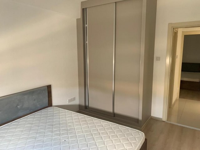 IN KÜÇÜKKAYMAKLI, TURKISH COB, 2+1, SUITABLE FOR BOTH USE AND INVESTMENT, 80 SQUARE METERS, FULLY FURNISHED, ELEVATOR, VERY GOOD LOCATION AND NEW CONDITION APARTMENT