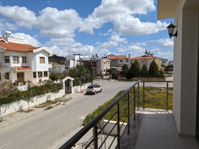 LUXURIOUS TWIN DUPLEX VILLA WITH A GARDEN, IN A VERY GOOD LOCATION, 170 SQUARE METERS, WITH TURKISH COACH, 3+1, ADDITIONAL SHOWER-TOILET AND CABINET ROOM IN MASTER'S BEDROOM, VAT AND TRANSFORMER CONTRIBUTION PAID.