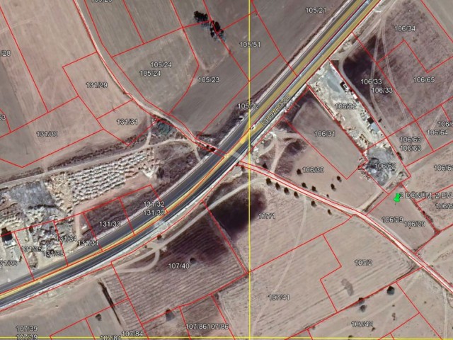 GRUNDSTÜCK IN İSKELE TUZLUCA, 2 ERKLÄRUNGEN UND 2 EVLEKS GRÖSSE, OFFEN FÜR DIE ENTWICKLUNG, WO KAPITEL-96-BESTIMMUNGEN GÜLTIG SIND (220 %), 100 METER VON DER KARPAZ-HAUPTSTRAßE, IN SEHR GUTER LAGE