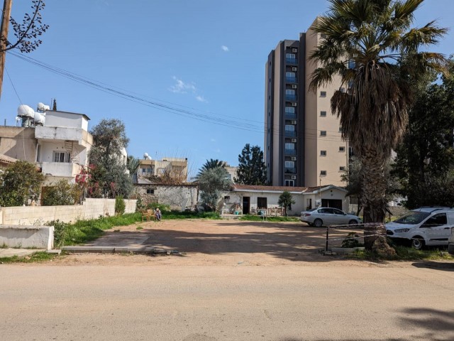 COMMERCIAL LAND IN NICOSIA YENIŞEHİR, WITH A SIZE OF 471135 SQUARE METERS, WITH 220% TOTAL AND 10 FLOOR PERMISSIONS, WITH A LICENSE FROM THE MUNICIPALITY, WITH A TWO FLOOR BASEMENT