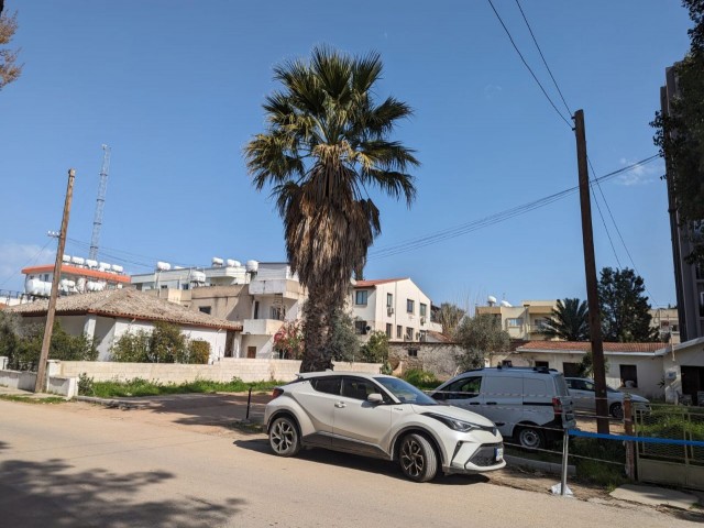 COMMERCIAL LAND IN NICOSIA YENIŞEHİR, WITH A SIZE OF 471135 SQUARE METERS, WITH 220% TOTAL AND 10 FLOOR PERMISSIONS, WITH A LICENSE FROM THE MUNICIPALITY, WITH A TWO FLOOR BASEMENT, A PARKING FLOOR, AND AN EIGHT FLOOR BUILDING PROJECT.