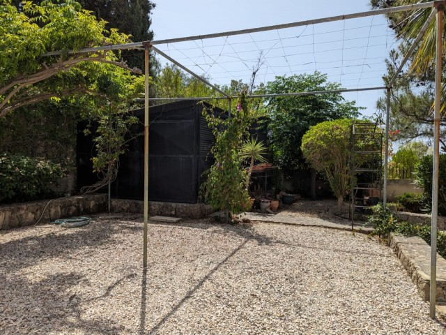 IN GIRNE BEYLERBEYİ (BELLAPAİS), IN A GREAT LOCATION WITH A VERY HIGH PREFERENCE RATE, BUILT ON A LARGE PLOT OF 1445 SQUARE METERS WITH EQUIVALENT KOÇANLI, WITH 5X10 SWIMMING POOL, CENTRAL HEATING SYSTEM INCLUDING HOBBERS FINISHED, AIR CONDITIONED, FULLY NEWLY FURNISHED, WITH AN ACTIVE WATER WELL IN