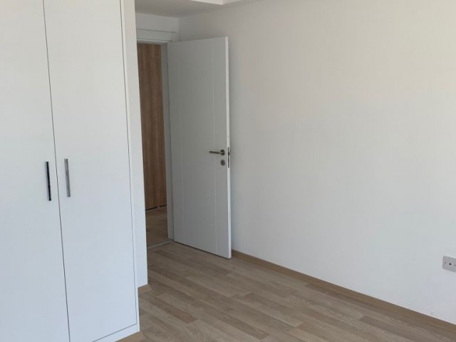 Girne Merkezde Sahibinden Komple Kiralık Yeni Bitmiş Lüks Bina (13 Adet 2+1 Daire)