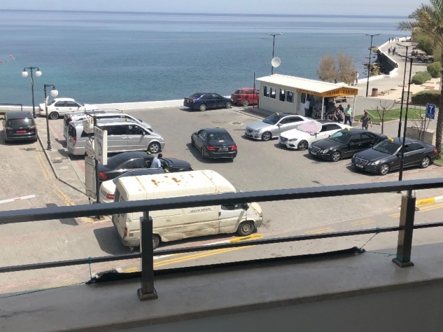 تخت برای اجاره in Aşağı Girne, گیرنه