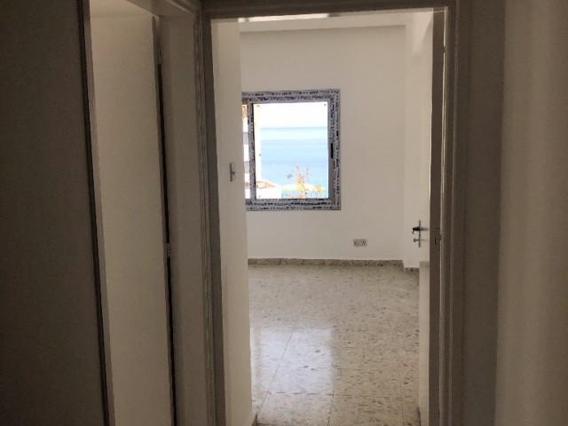 Flat To Rent in Aşağı Girne, Kyrenia