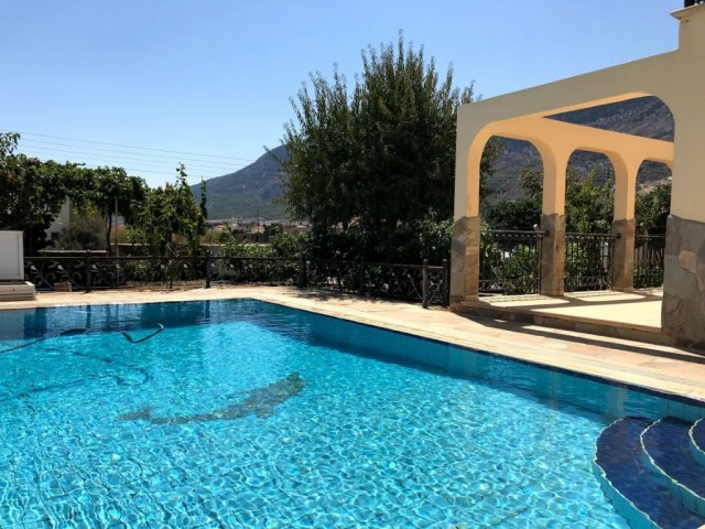 Villa For Sale in Karşıyaka, Kyrenia