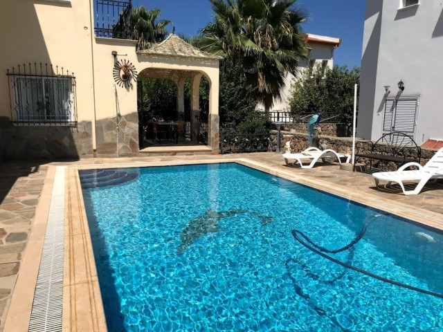 Villa For Sale in Karşıyaka, Kyrenia