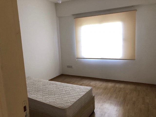 Boğazda kiralık 3+1 eşyalı daire