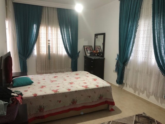 3+1 Wohnung zum Verkauf in Kyrenia Bosporus ** 