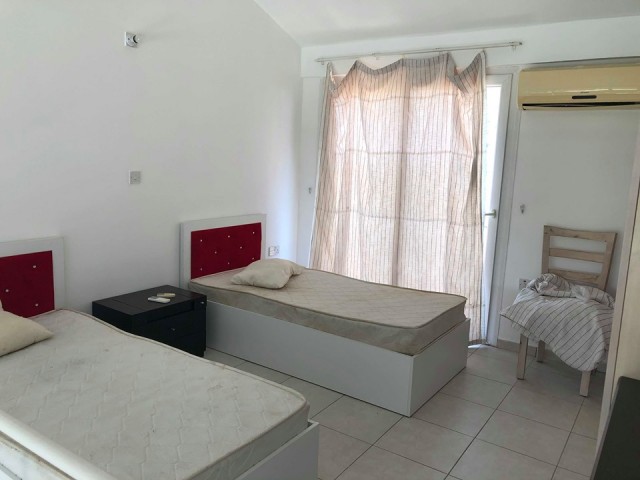 Flat To Rent in Ozanköy, Kyrenia