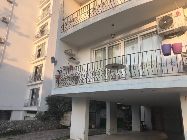 Girne Merkezde 3+1 eşyalı daire