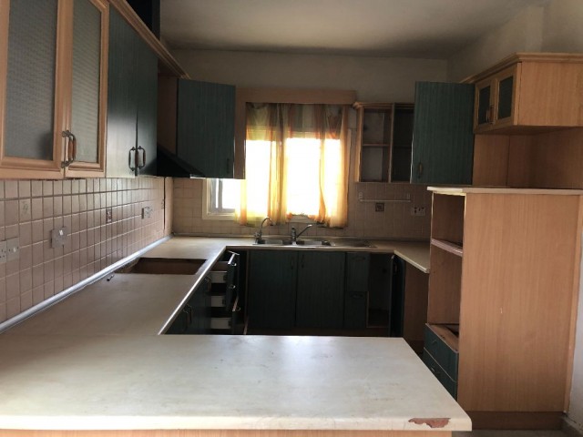 Detached House To Rent in Karakum, Kyrenia