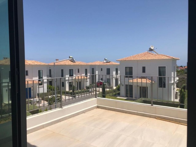 Flat For Sale in Alsancak, Kyrenia