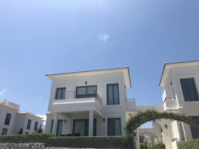 Flat For Sale in Alsancak, Kyrenia