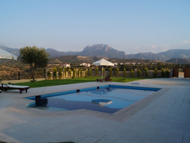 VILLA CARETTA *NEW* 4-bed luxury villa with unrivalled mountain & beach views, PEACEFULNESS!!