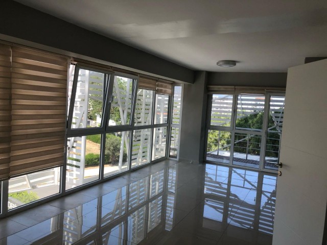 PRESTIGEBÜRO IN SULU ÇEMBER 2+1 130 M2