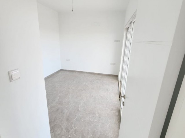 Penthouse mit einem Schlafzimmer zu verkaufen, 145 m2