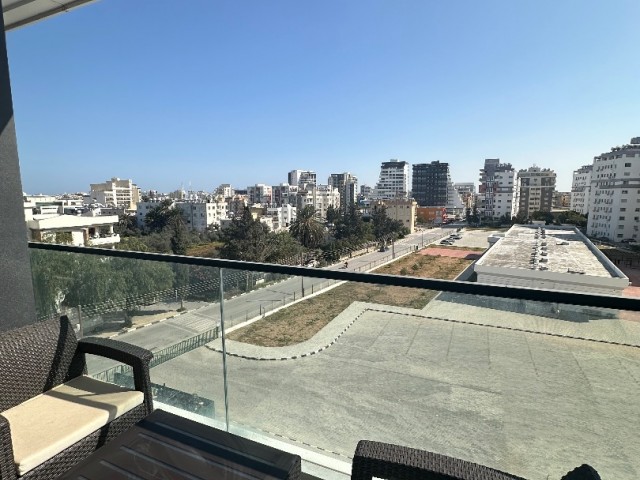 Famagusta, Northernland Premier / 4. Etage, 1+1 Wohnung ZU VERMIETEN