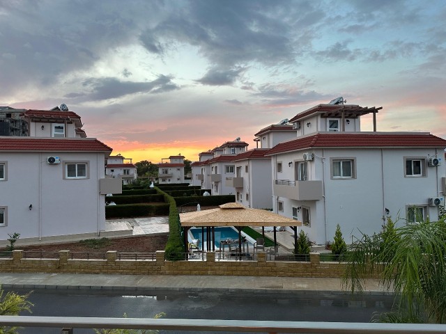 Gazimagusaw / Iskele, 3+1 dubleks Villa for SALE  ( Sea Pearl residence )