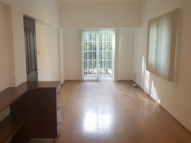 Flat To Rent in Kumsal, Nicosia