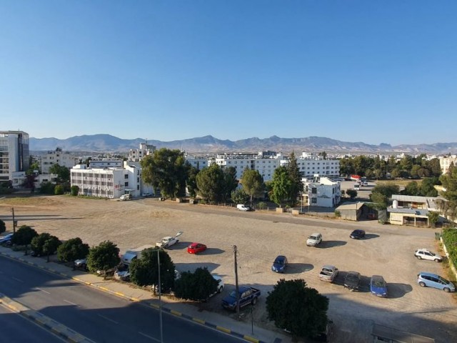 Penthouse Zum Verkauf Mit Einzigartigem Blick Auf Den Strand ** 