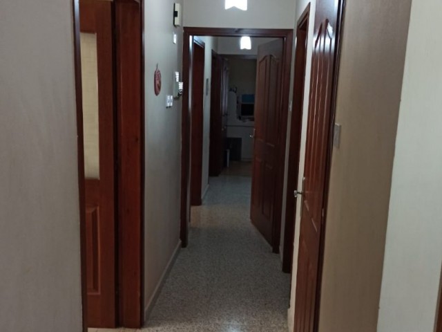 Flat To Rent in Ortaköy, Nicosia