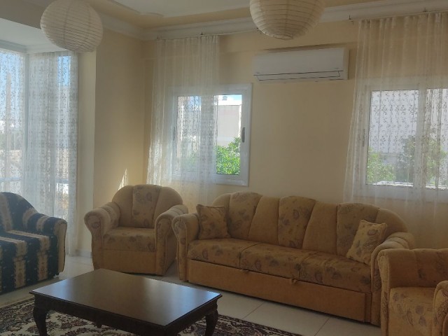 Flat To Rent in Küçük Kaymaklı, Nicosia