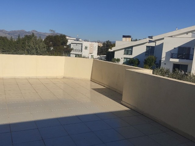 Penthouse To Rent in Metehan, Nicosia