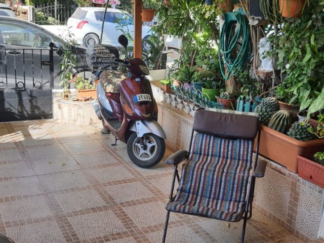 4+1 House with Enlarged Garden Behind Taşkınköy Metropol Supermarket ** 