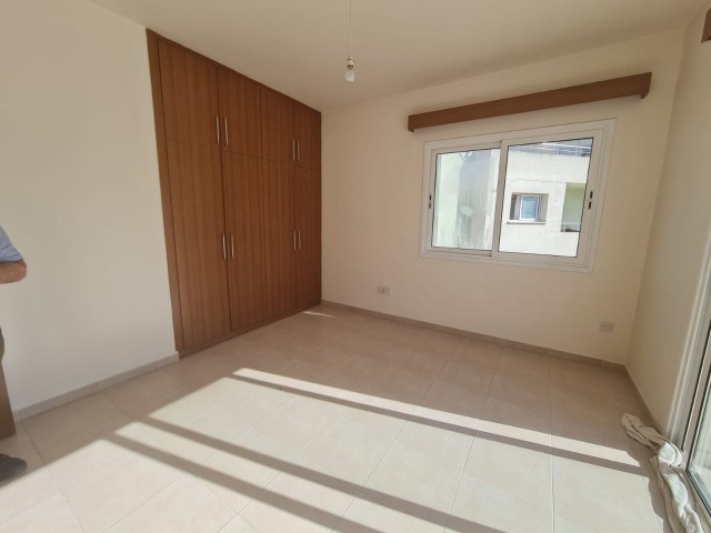 3+ 1 260 M2 Penthouse with Mitered Entrance ** 