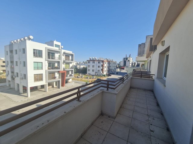 Gönyeli Girişinde 3+1 260 M2 büyüklüğünde Penthouse