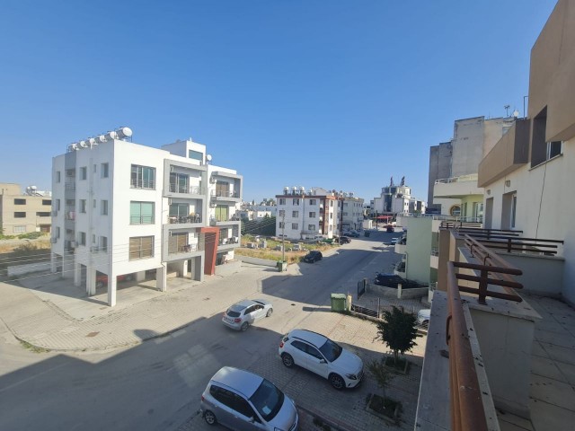 3+ 1 260 M2 Penthouse with Mitered Entrance ** 