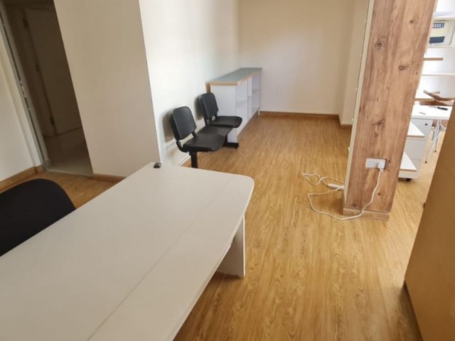 Kökşklüciftlik'te Eşyalı Kiralık Ofis