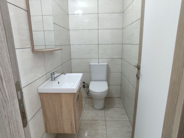 A Very Spacious 2+1 Apartment for Rent for a Female Student in the Small Kaymali District of Nicosia ** 