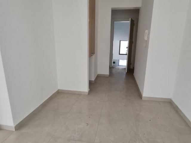 Sehr geräumige 2+1 Wohnung in ausgezeichneter Lage in Ortaköy ** 