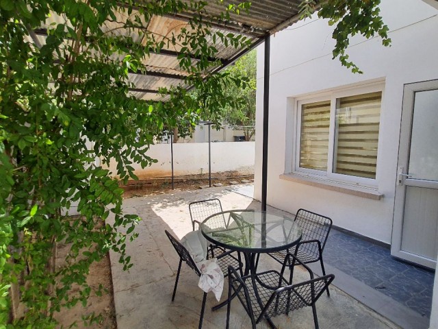 Those who are looking for an OFFICE / WORKPLACE in Köşklüçiftlik, our house with a garden is waiting for its new tenants... ** 