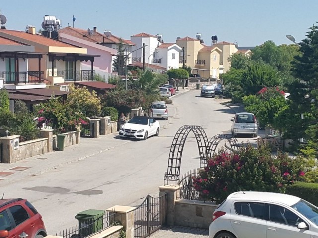 4+1 Sehr geräumige freistehende Luxusvilla in Hamitköy ist offen für Austausch! ** 