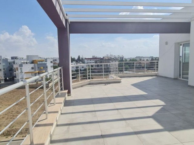 New Penthouse with Large Terrace in Gönyeli ** 