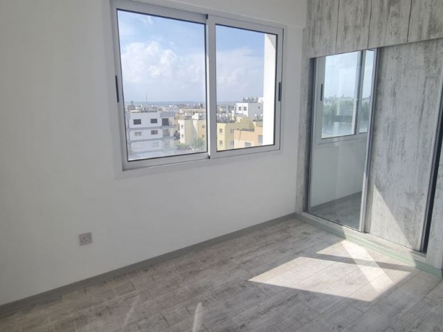 Gönyeli'de Geniş Teraslı Yeni Penthouse