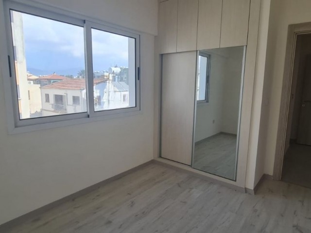 2 + 1 Apartment for Sale in Gönyeli ** 